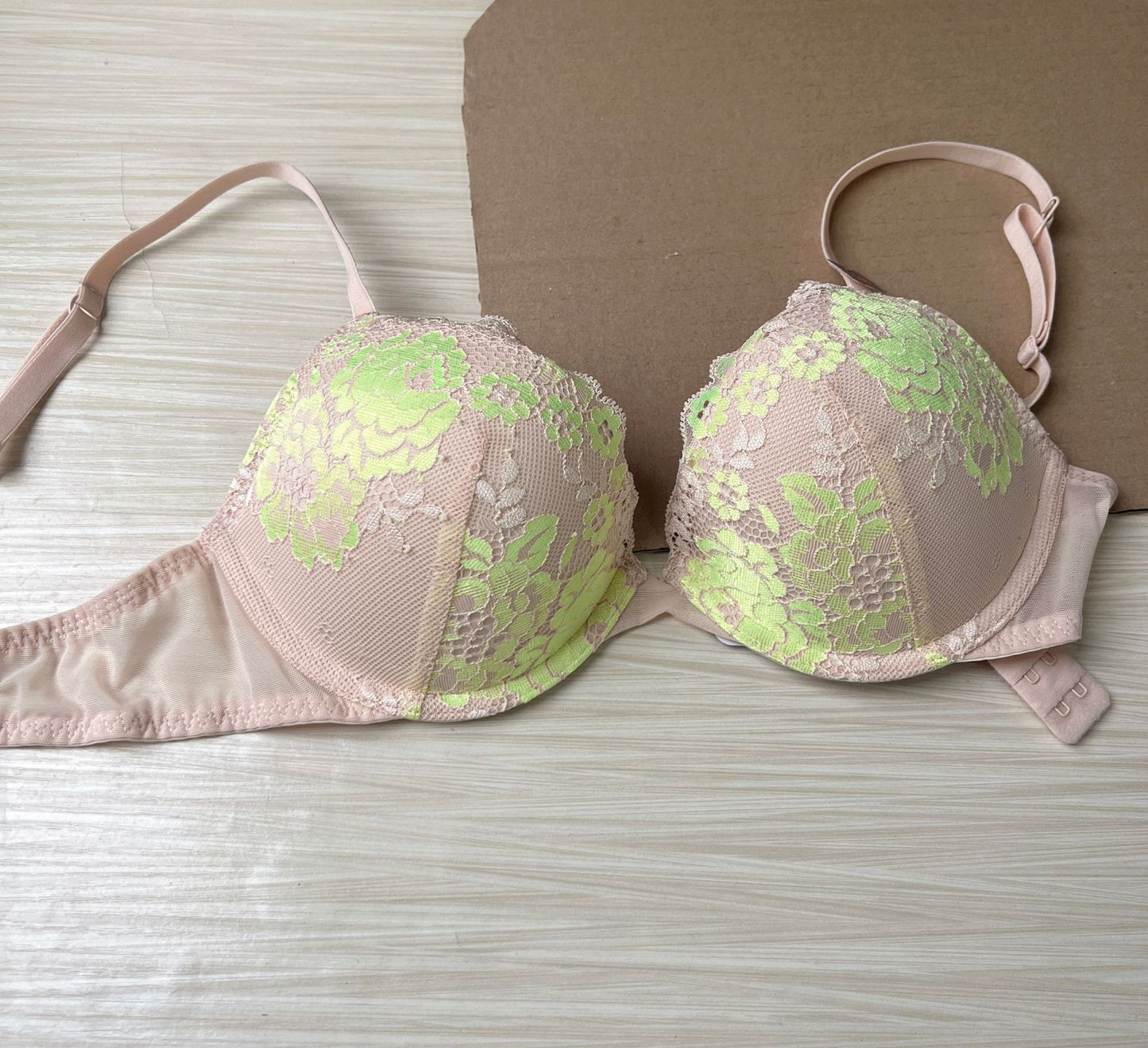 La Zen//za Bra